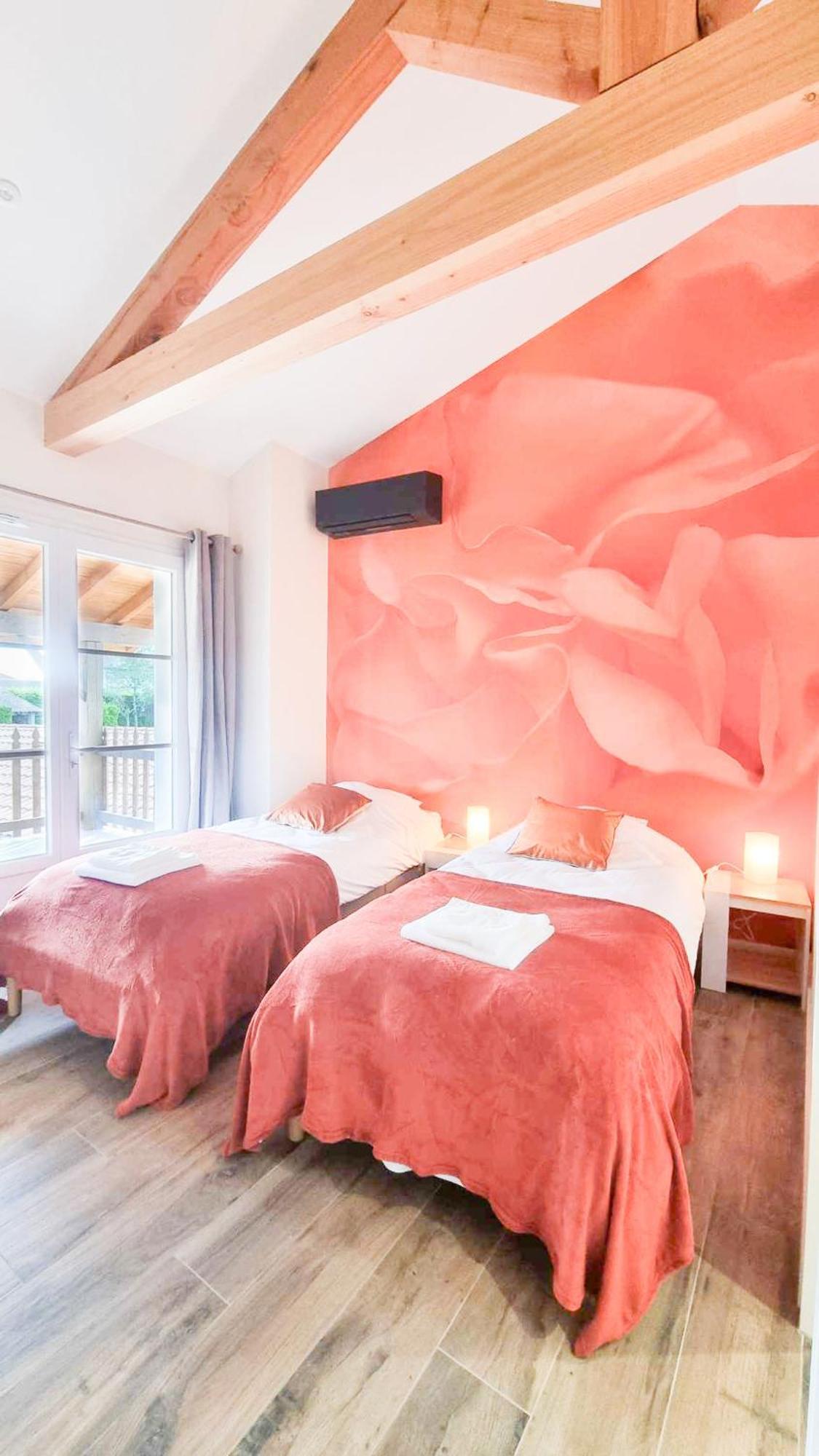 Le Cottage Du Parc Chambeon 外观 照片